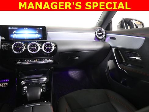 Used 2022 Mercedes-Benz CLA 250 4MATIC image 40