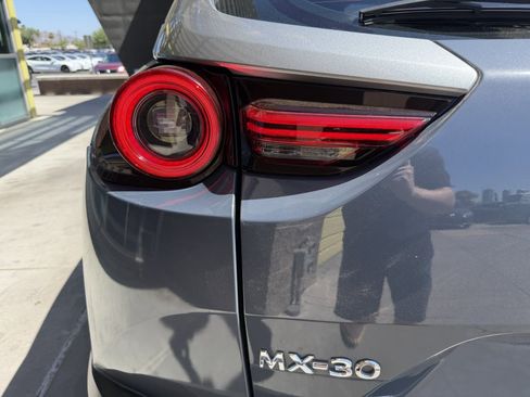 Used 2022 MAZDA MX-30 Electric w/ Premium Plus Pkg FWD image 14