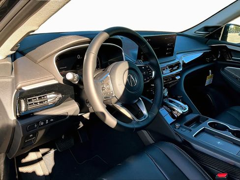 Certified 2026 Acura MDX SH-AWD w/ Technology Package image 8