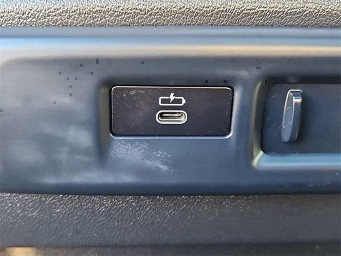 Used 2023 BMW X5 xDrive40i w/ Premium Package image 23