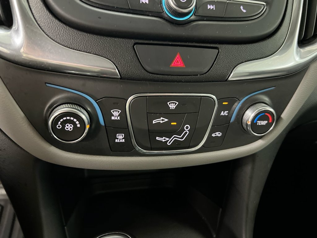 Used 2020 Chevrolet Equinox LS FWD image 16
