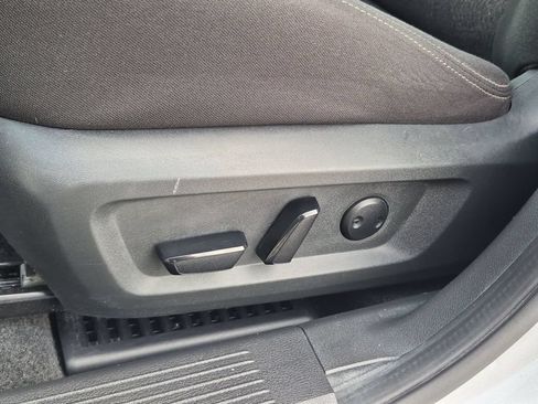 Certified 2024 Nissan Rogue SV FWD image 16