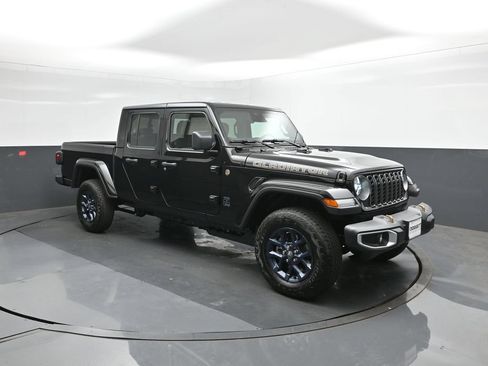 New 2026 Jeep Gladiator Sport AWD/4WD image 26
