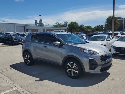 Used 2021 Kia Sportage LX w/ LX Fwd Popular Package image 8