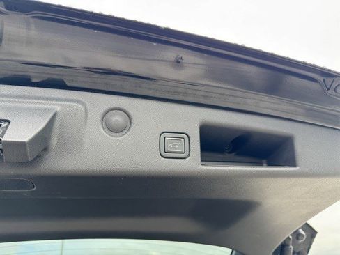 Used 2024 Chevrolet Equinox RS image 29