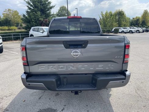 New 2027 Nissan Frontier SV w/ SV Convenience Package AWD/4WD image 4