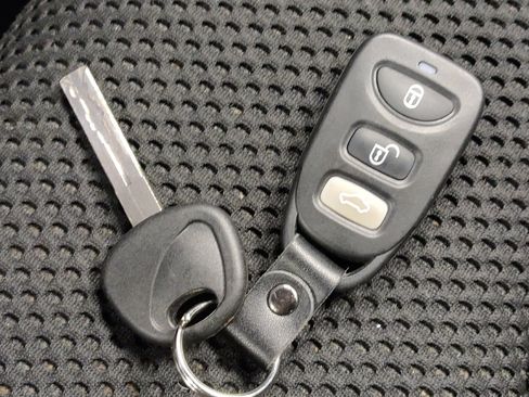Used 2019 Kia Optima LX FWD image 32
