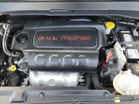 Used 2022 Jeep Compass Trailhawk w/ Trailhawk Elite Group image 32