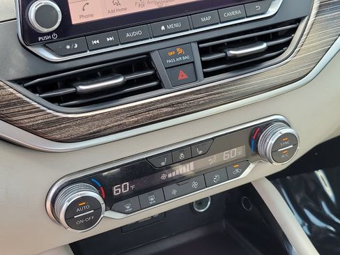 Certified 2021 Nissan Altima 2.5 SL FWD image 26