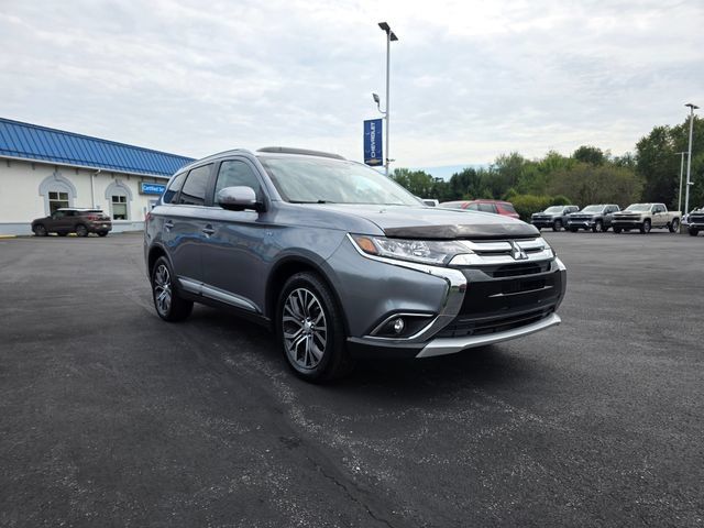 Used 2016 Mitsubishi Outlander GT AWD/4WD image 6