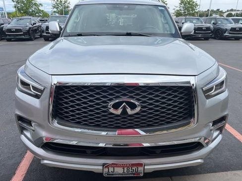 Used 2022 INFINITI QX80 Luxe w/ Cargo Package AWD/4WD image 3
