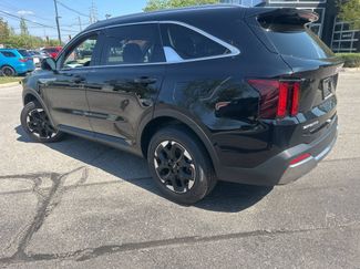 Used 2024 Kia Sorento S AWD/4WD video 2