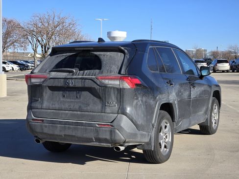 Used 2024 Toyota RAV4 XLE image 3