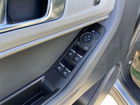 Certified 2025 Ford Explorer Active image 17