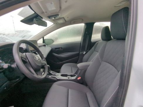 Used 2025 Toyota Corolla LE FWD image 6