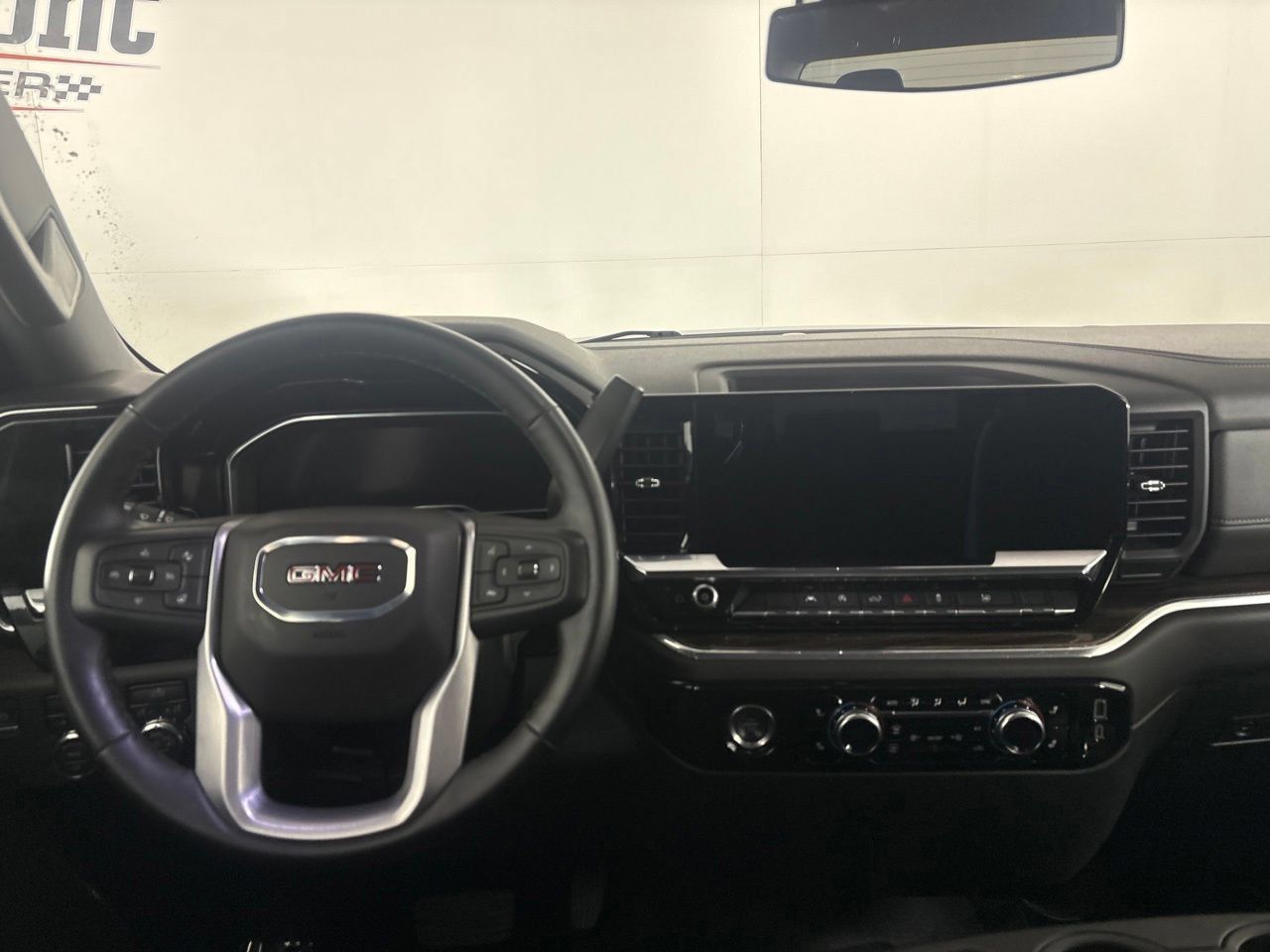 Used 2024 GMC Sierra 1500 Elevation AWD/4WD image 26