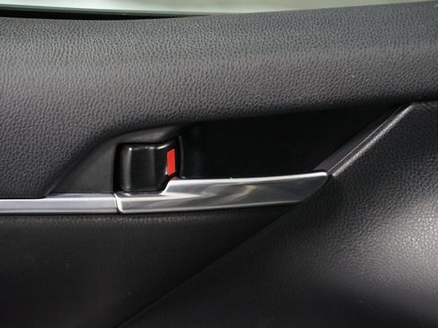 Certified 2024 Toyota Camry SE image 32