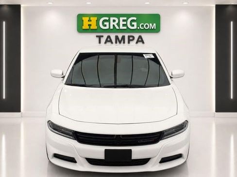 Used 2020 Dodge Charger SXT w/ Travel & Safety Group RWD image 7