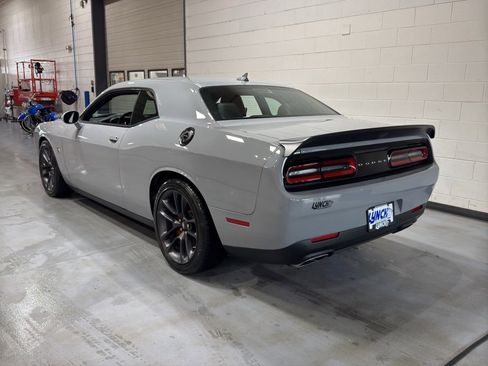 Used 2021 Dodge Challenger R/T Scat Pack w/ Plus Package image 3