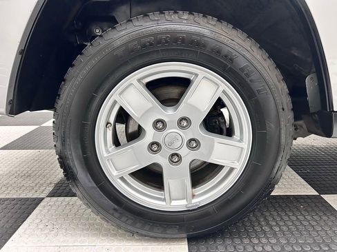 Used 2007 Jeep Grand Cherokee Laredo image 8