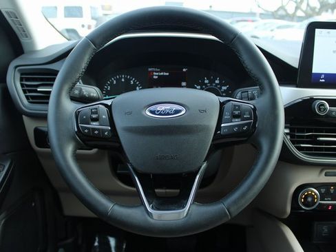 Used 2022 Ford Escape SE w/ Cold Weather Package image 23