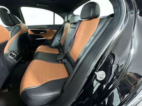 Used 2022 Mercedes-Benz C 300 4MATIC Sedan image 23