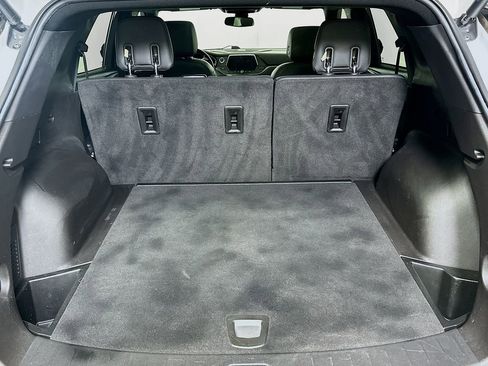 Used 2021 Chevrolet Blazer RS w/ Enhanced Convenience Package FWD image 16