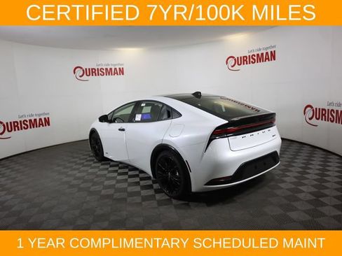 Used 2025 Toyota Prius AWD image 20