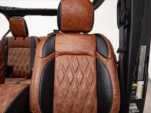 Used 2026 Jeep Wrangler Unlimited Sport image 32