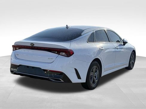 Used 2021 Kia K5 LXS FWD image 5