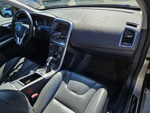 Used 2014 Volvo XC60 T6 image 11