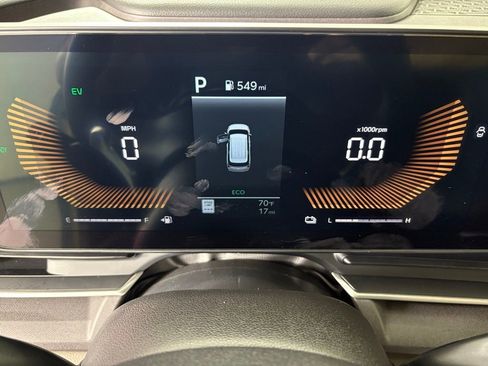 New 2026 Kia Carnival EX image 22