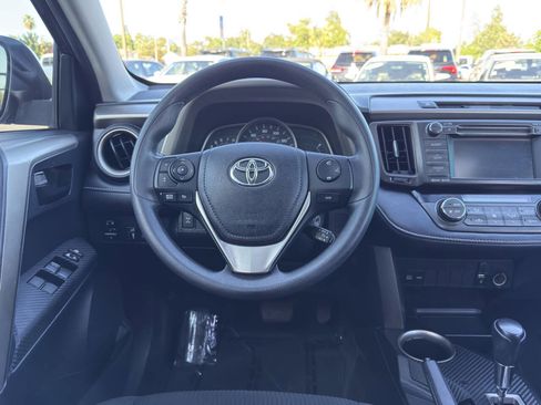 Used 2013 Toyota RAV4 XLE AWD/4WD image 14