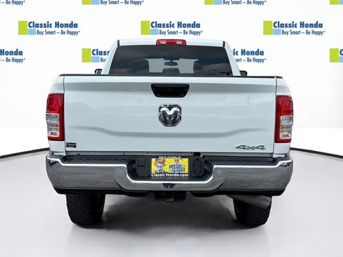 Used 2024 RAM 2500 Tradesman w/ Chrome Appearance Group AWD/4WD image 7