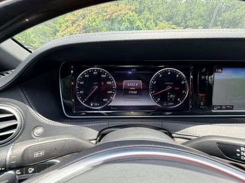 Used 2016 Mercedes-Benz S 550 Sedan image 18