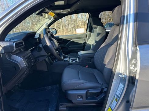 Certified 2024 Toyota Tacoma SR5 image 26