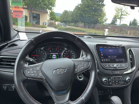 Used 2022 Chevrolet Equinox RS w/ RS Leather Package FWD image 26