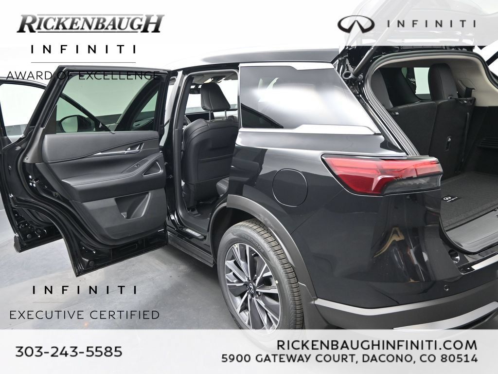 Certified 2026 INFINITI QX60 Luxe w/ Cargo Package AWD/4WD image 11