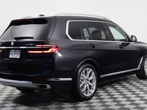 Used 2026 BMW X7 xDrive40i w/ Premium Package image 4