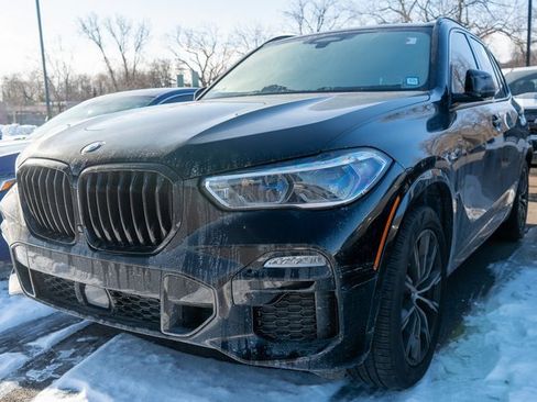 Used 2021 BMW X5 M50i w/ Executive Package image 1