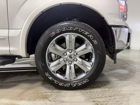 Used 2020 Ford F150 Lariat w/ Equipment Group 502A Luxury image 29