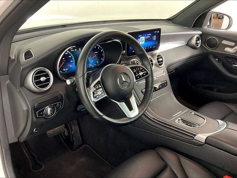 Certified 2022 Mercedes-Benz GLC 300 4MATIC image 11