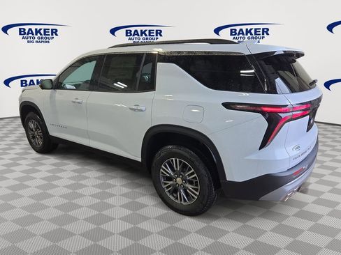 New 2026 Chevrolet Traverse LT w/ Driver Confidence Package image 6