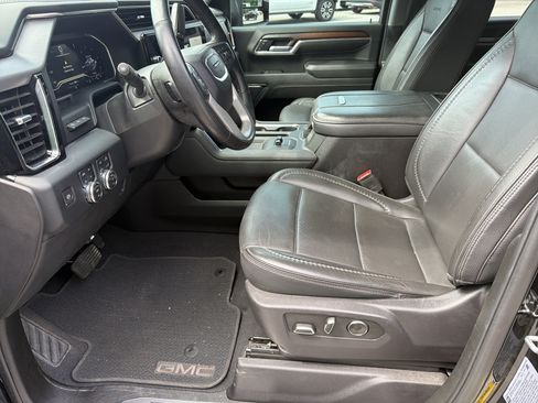 Used 2024 GMC Sierra 2500 Denali w/ Denali Reserve Package AWD/4WD image 10
