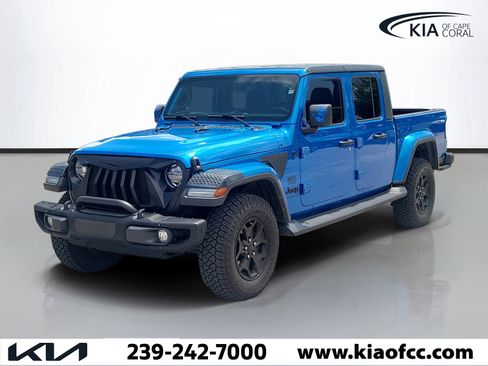 Used 2021 Jeep Gladiator Sport AWD/4WD image 3