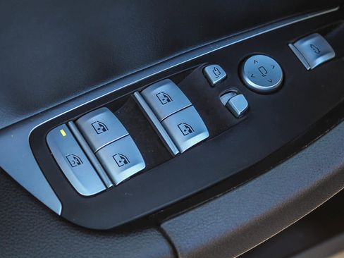 Used 2024 BMW X3 M40i image 21