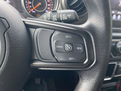 Used 2022 Jeep Wrangler Sport image 17