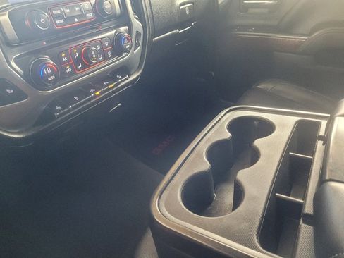 Used 2015 GMC Sierra 1500 SLT w/ SLT Crew Cab Value Package AWD/4WD image 26