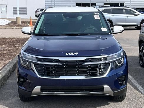 Used 2024 Kia Seltos S image 2