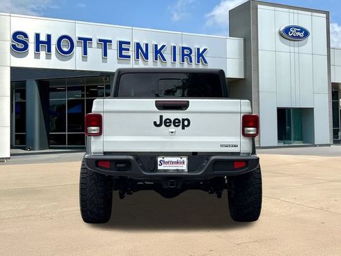Used 2020 Jeep Gladiator Sport w/ Quick Order Package 24S AWD/4WD image 8